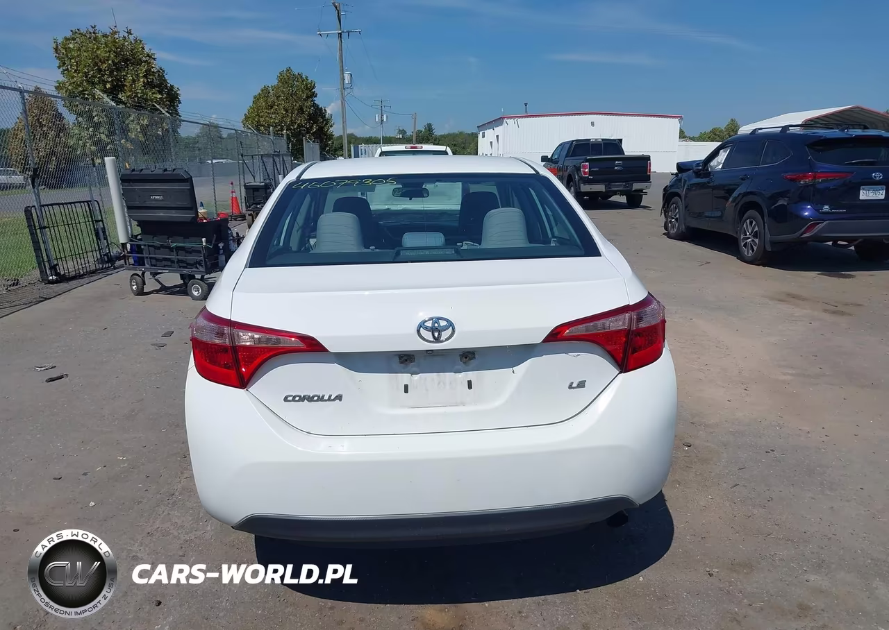 2017 Toyota Corolla Le VIN:5YFBURHE0HP654435 - 17