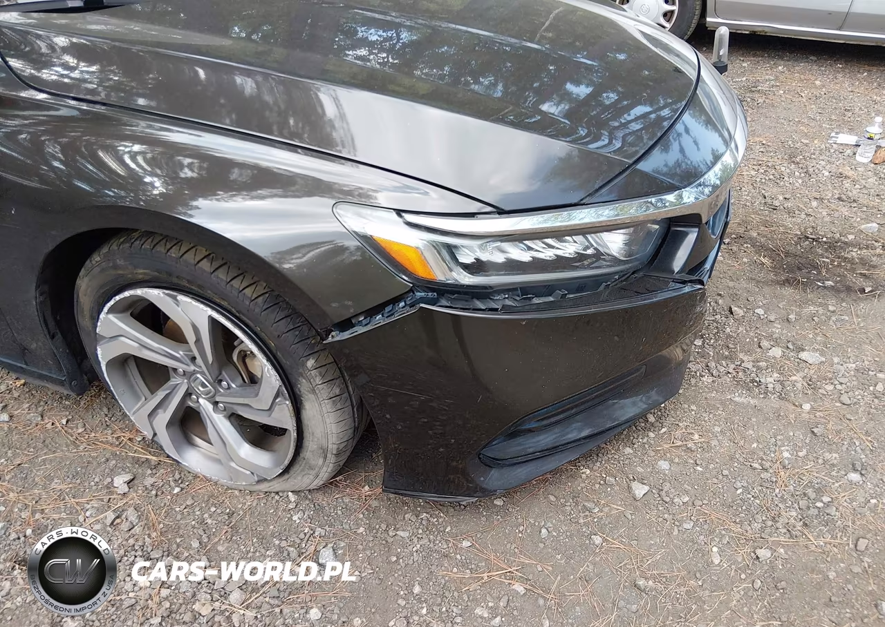 2018 Honda Accord Ex-L VIN:1HGCV1F65JA033640 - 6