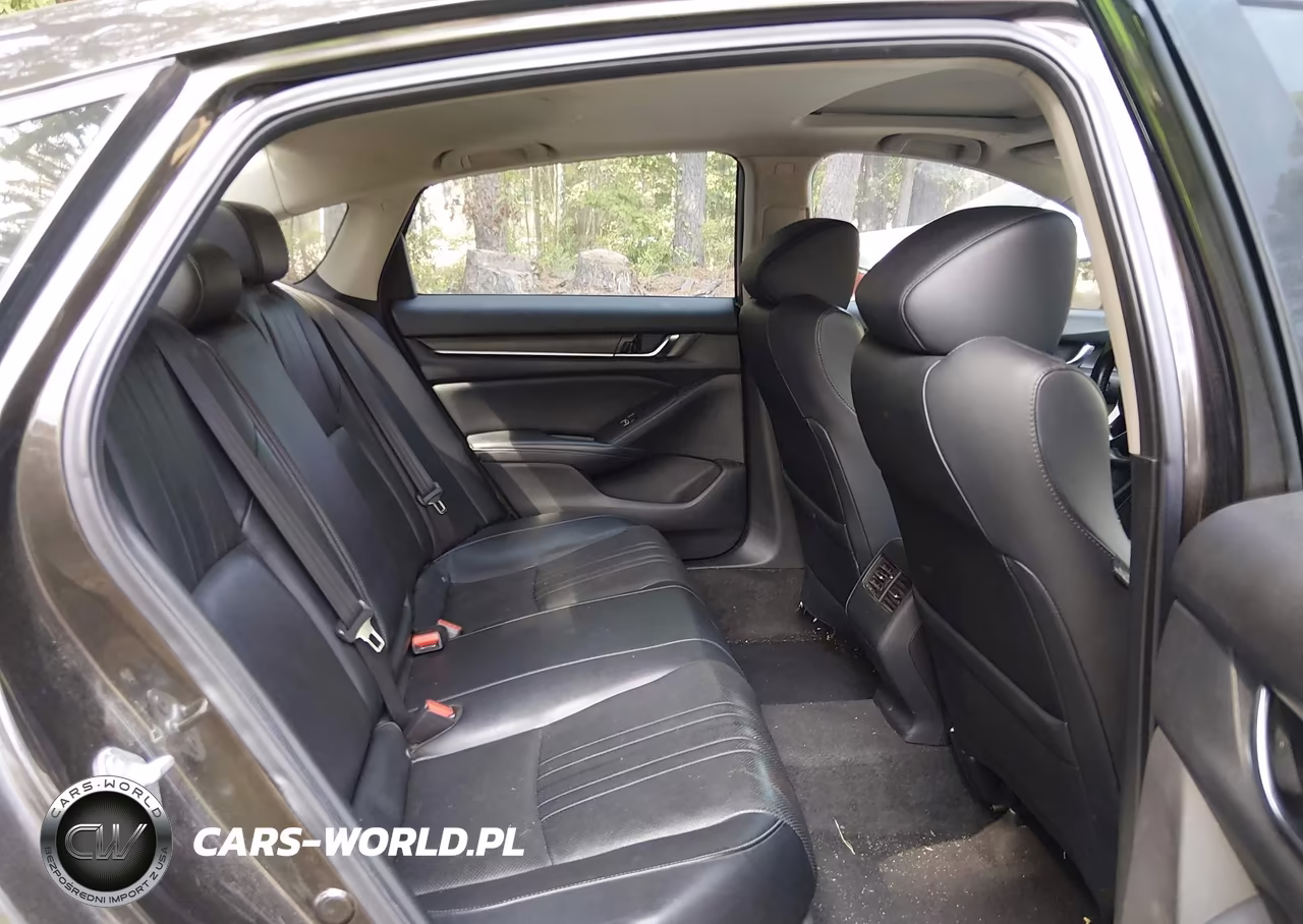 2018 Honda Accord Ex-L VIN:1HGCV1F65JA033640 - 8