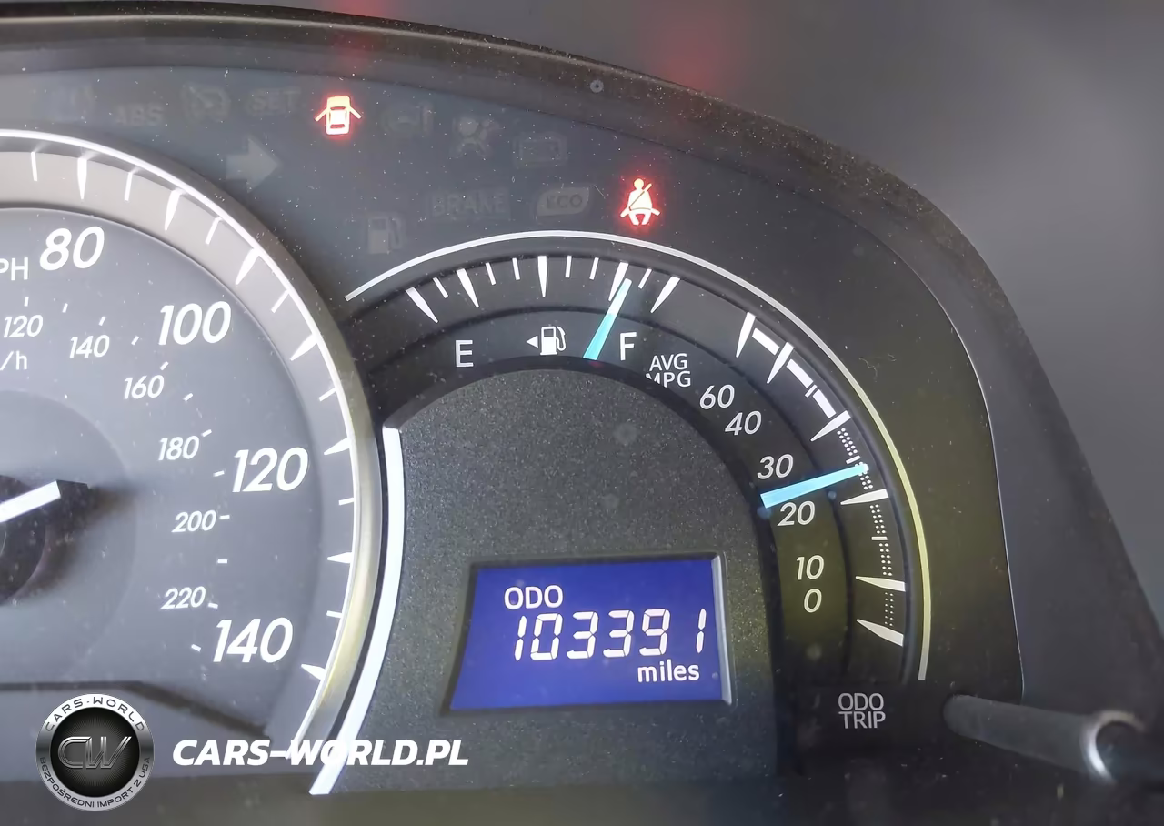 2014 Toyota Camry Le VIN:4T4BF1FKXER411395 - 16