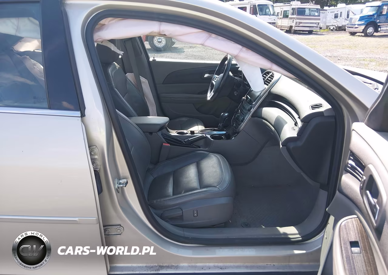 2015 Chevrolet Malibu 2Lt VIN:1G11D5SL3FF104333 - 5