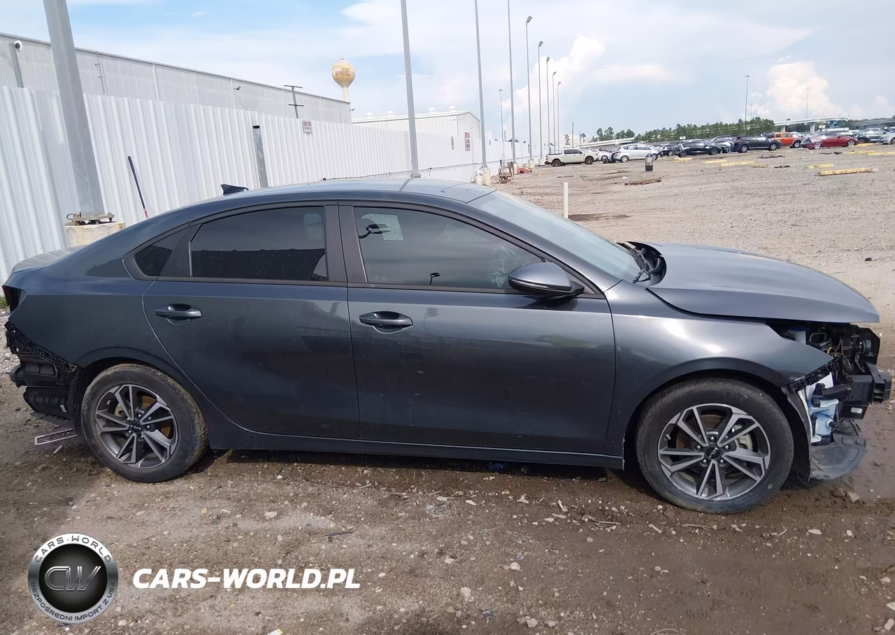 2023 Kia Forte Lxs VIN:3KPF24AD3PE512883 - 14