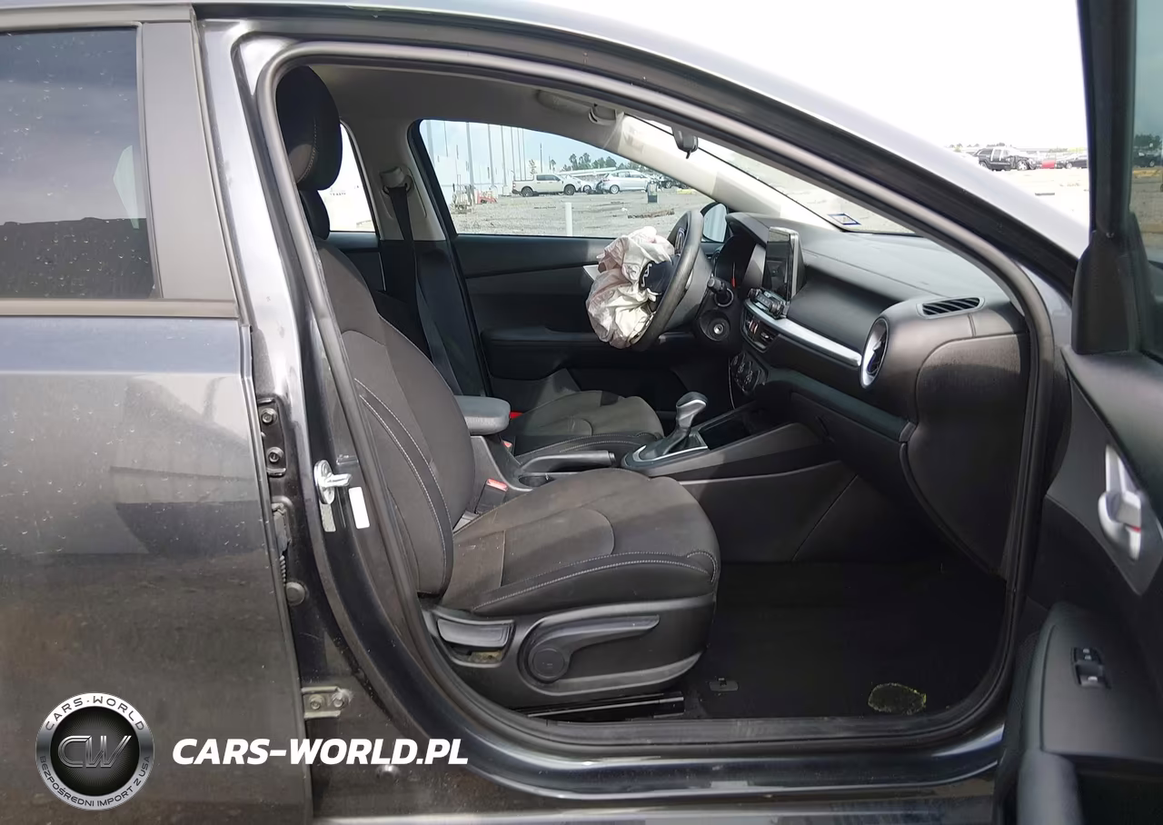 2023 Kia Forte Lxs VIN:3KPF24AD3PE512883 - 5