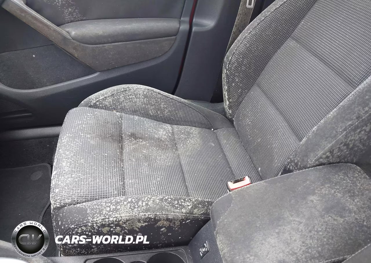 2012 Volkswagen Golf 2.5L 4-Door VIN:WVWDB7AJ4CW344329 - 6