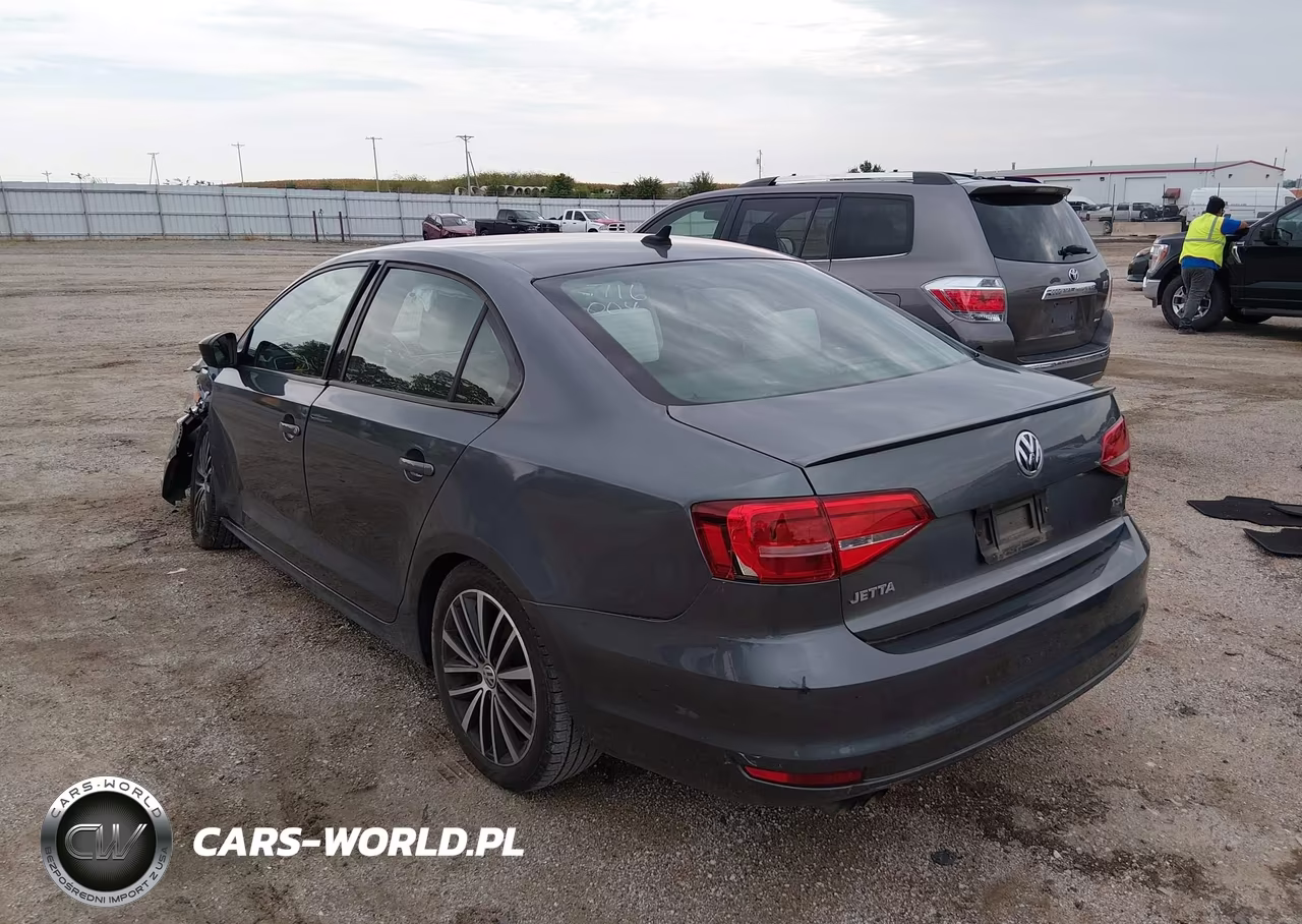 2015 Volkswagen Jetta 1.8T Sport VIN:3VWD17AJ1FM420884 - 3