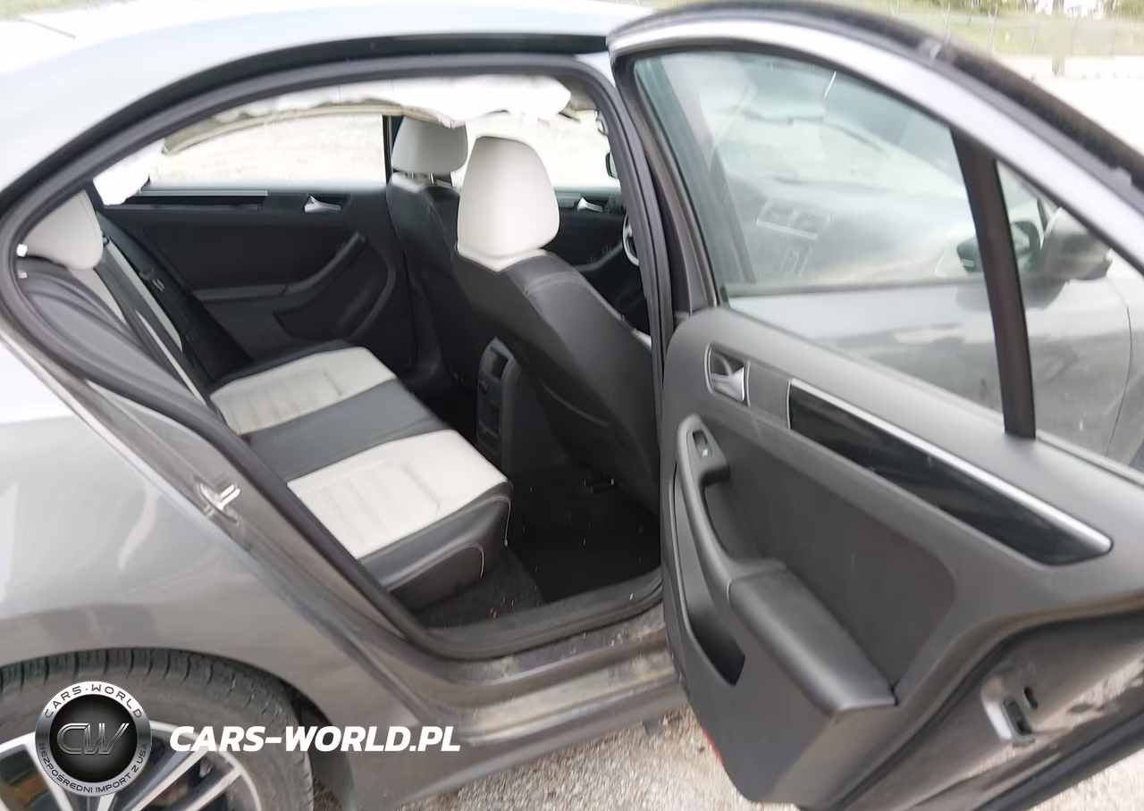 2015 Volkswagen Jetta 1.8T Sport VIN:3VWD17AJ1FM420884 - 8