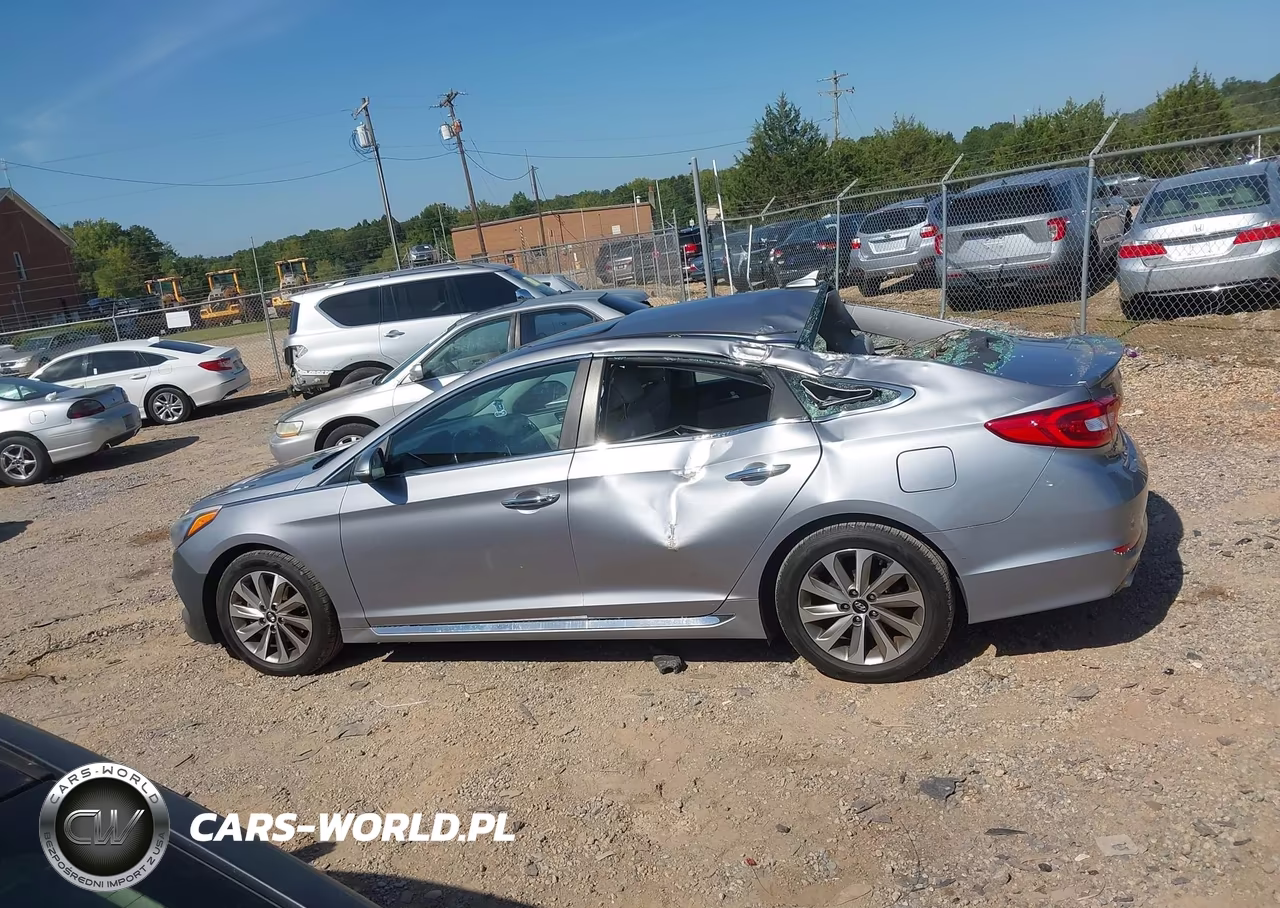 2016 Hyundai Sonata Sport VIN:5NPE34AF0GH378131 - 14