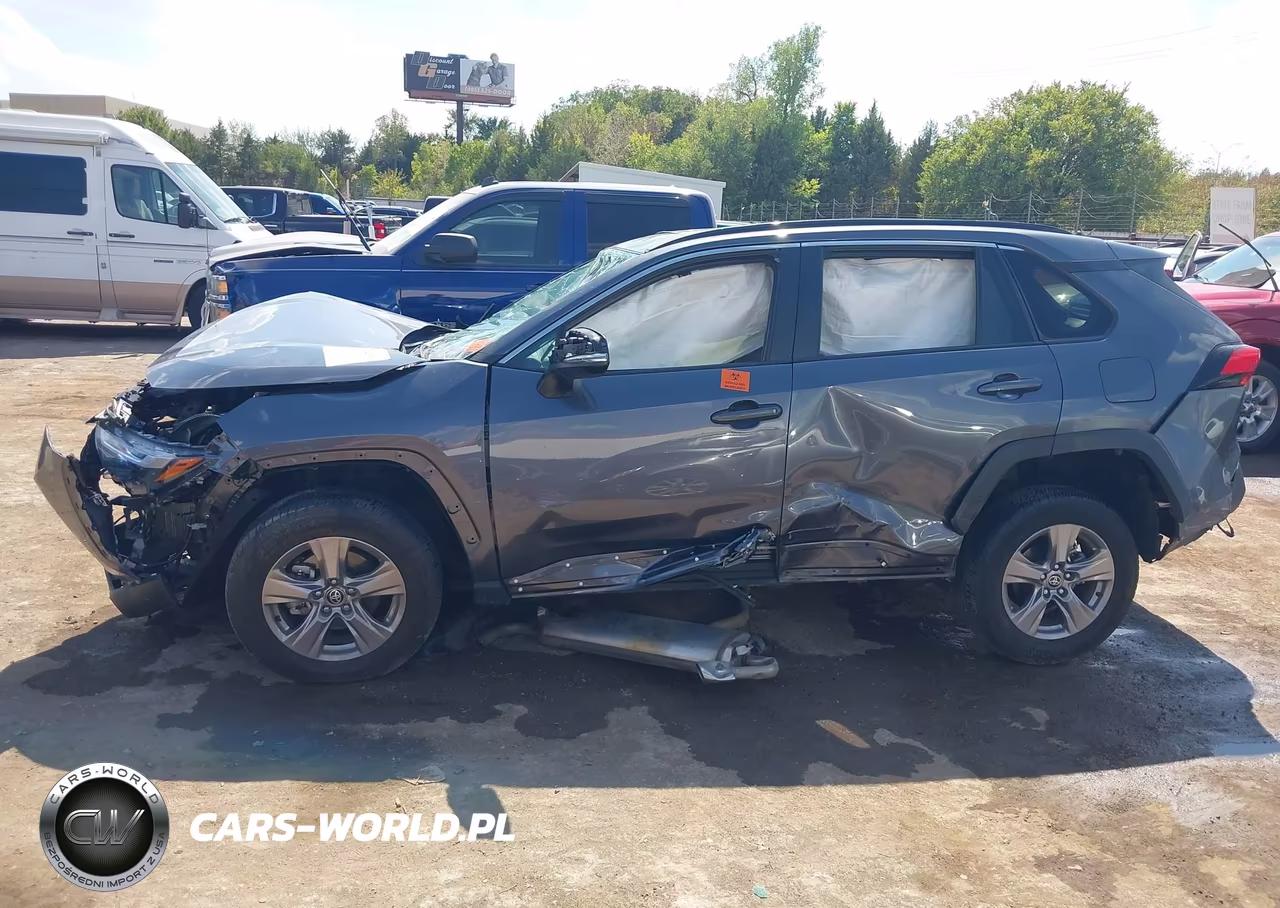 2025 Toyota Rav4 Xle VIN:2T3P1RFV5SC500609 - 13