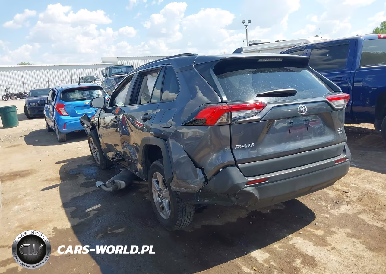 2025 Toyota Rav4 Xle VIN:2T3P1RFV5SC500609 - 3