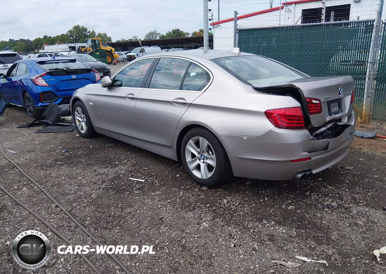 2013 BMW 528I xDrive VIN:WBAXH5C53DD108510 - 3