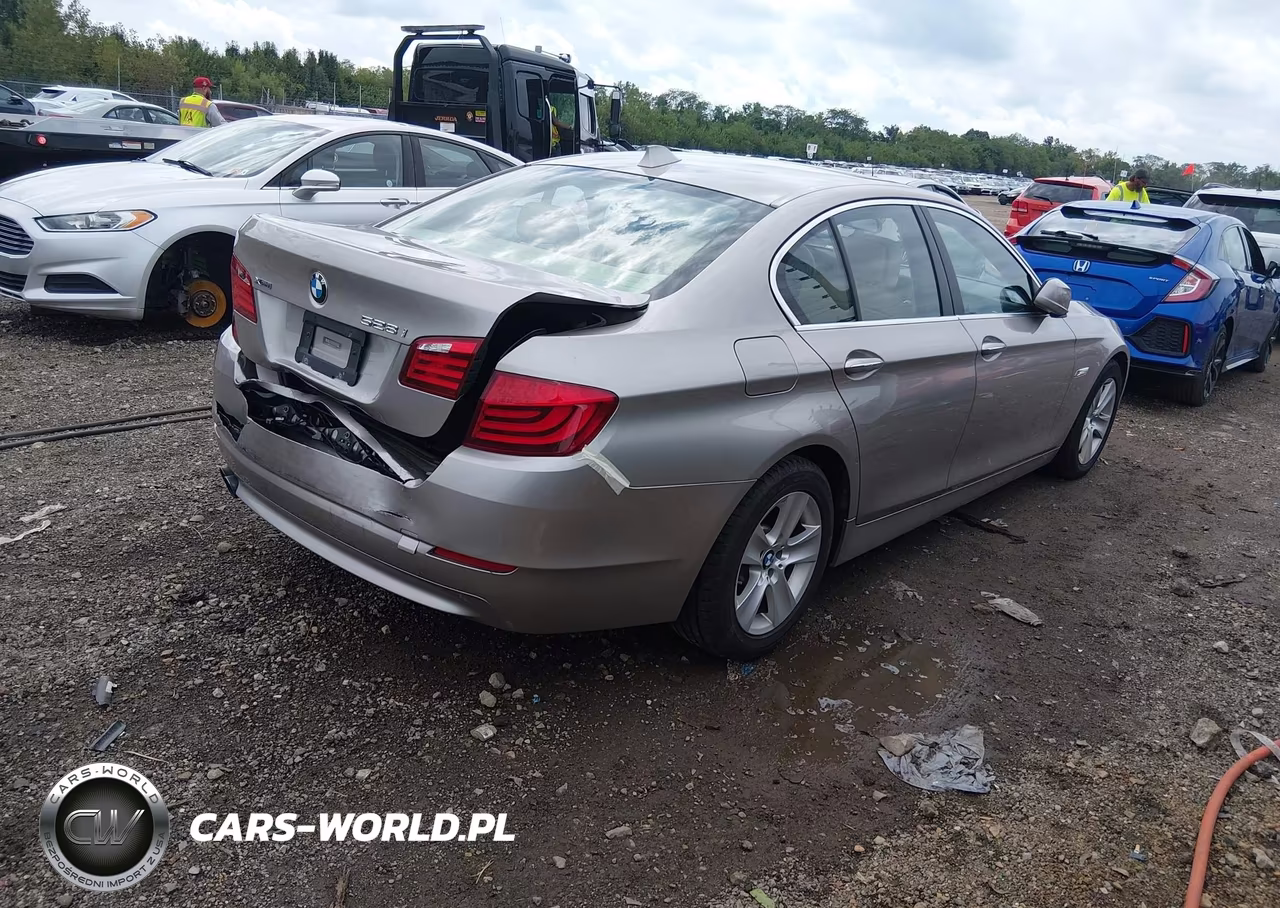 2013 BMW 528I xDrive VIN:WBAXH5C53DD108510 - 4