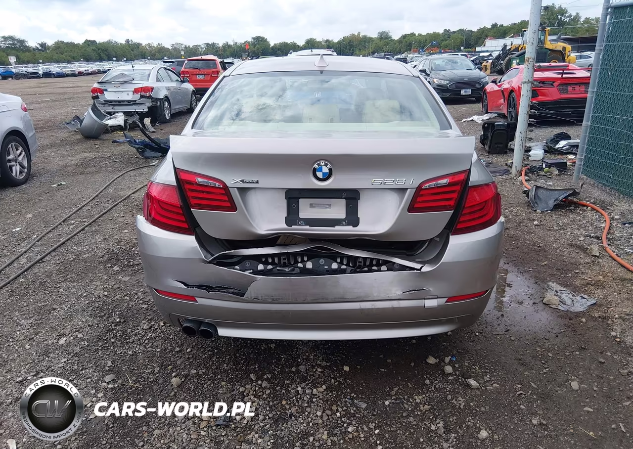 2013 BMW 528I xDrive VIN:WBAXH5C53DD108510 - 6