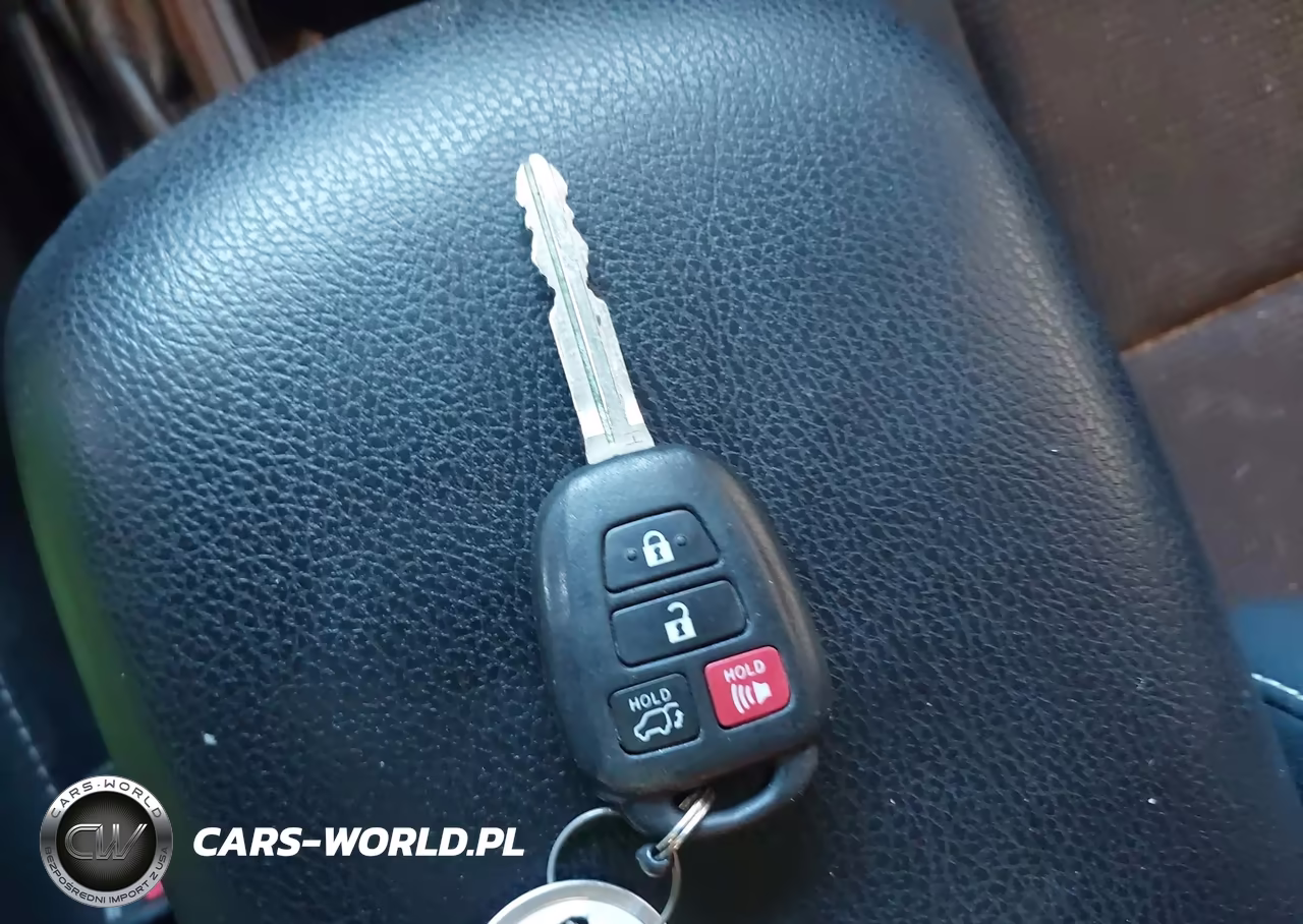 2016 Toyota Rav4 Xle VIN:2T3RFREV2GW486766 - 11