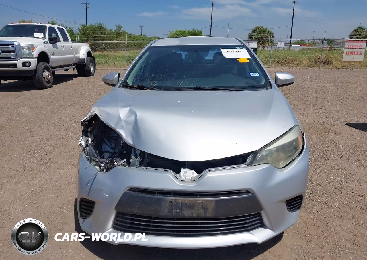 2015 Toyota Corolla Le VIN:5YFBURHE0FP189426 - 13