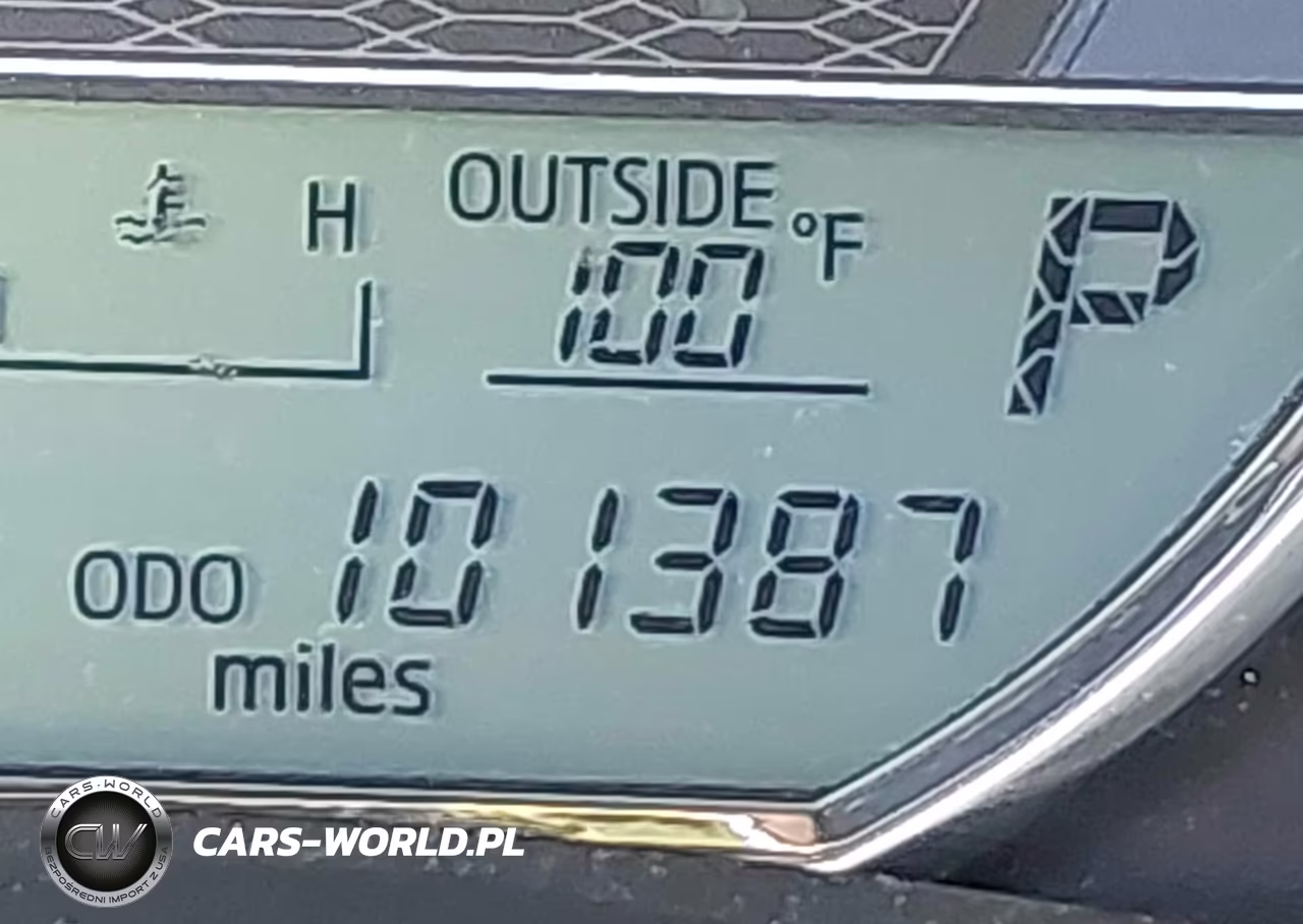 2015 Toyota Corolla Le VIN:5YFBURHE0FP189426 - 16