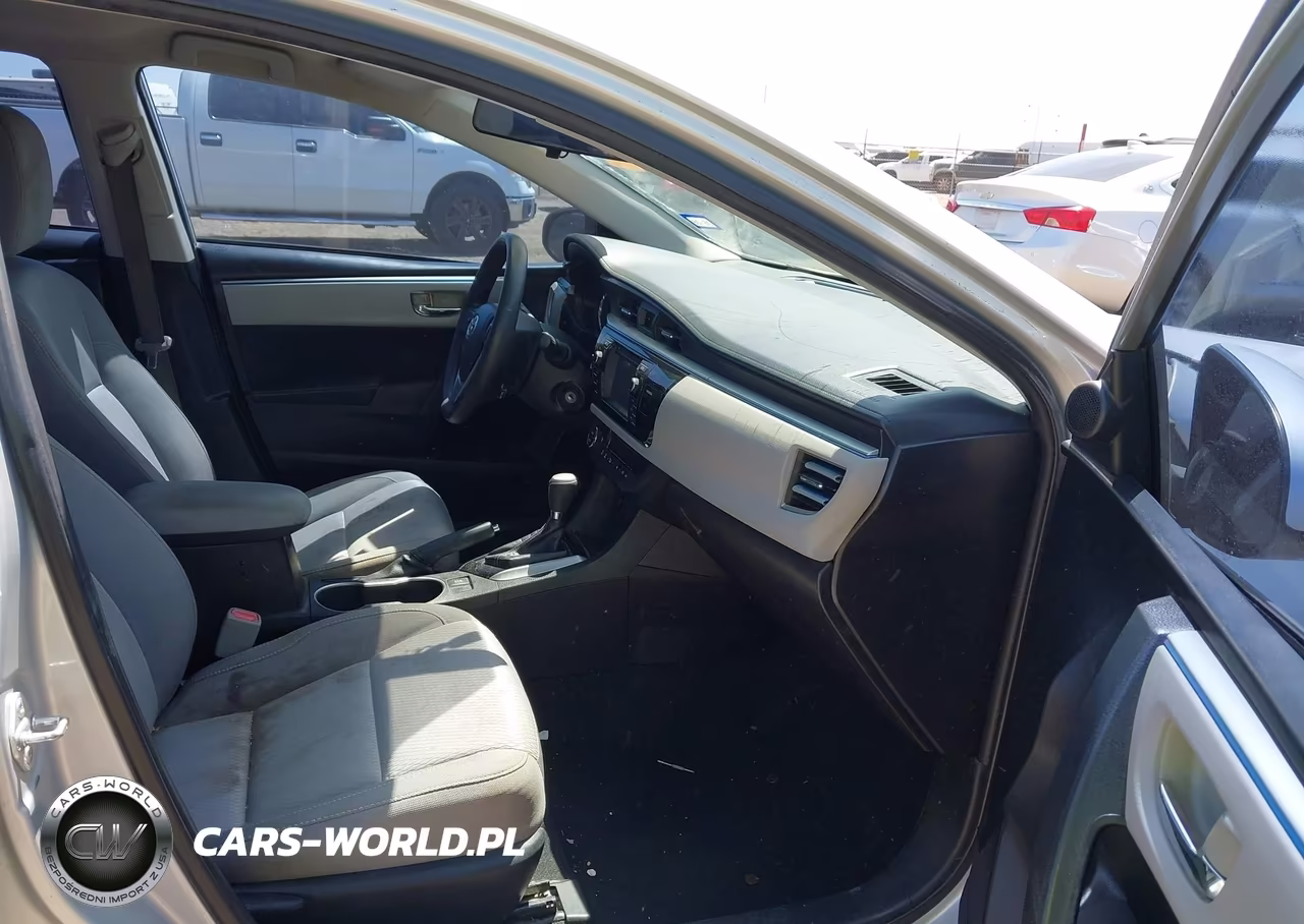 2015 Toyota Corolla Le VIN:5YFBURHE0FP189426 - 5
