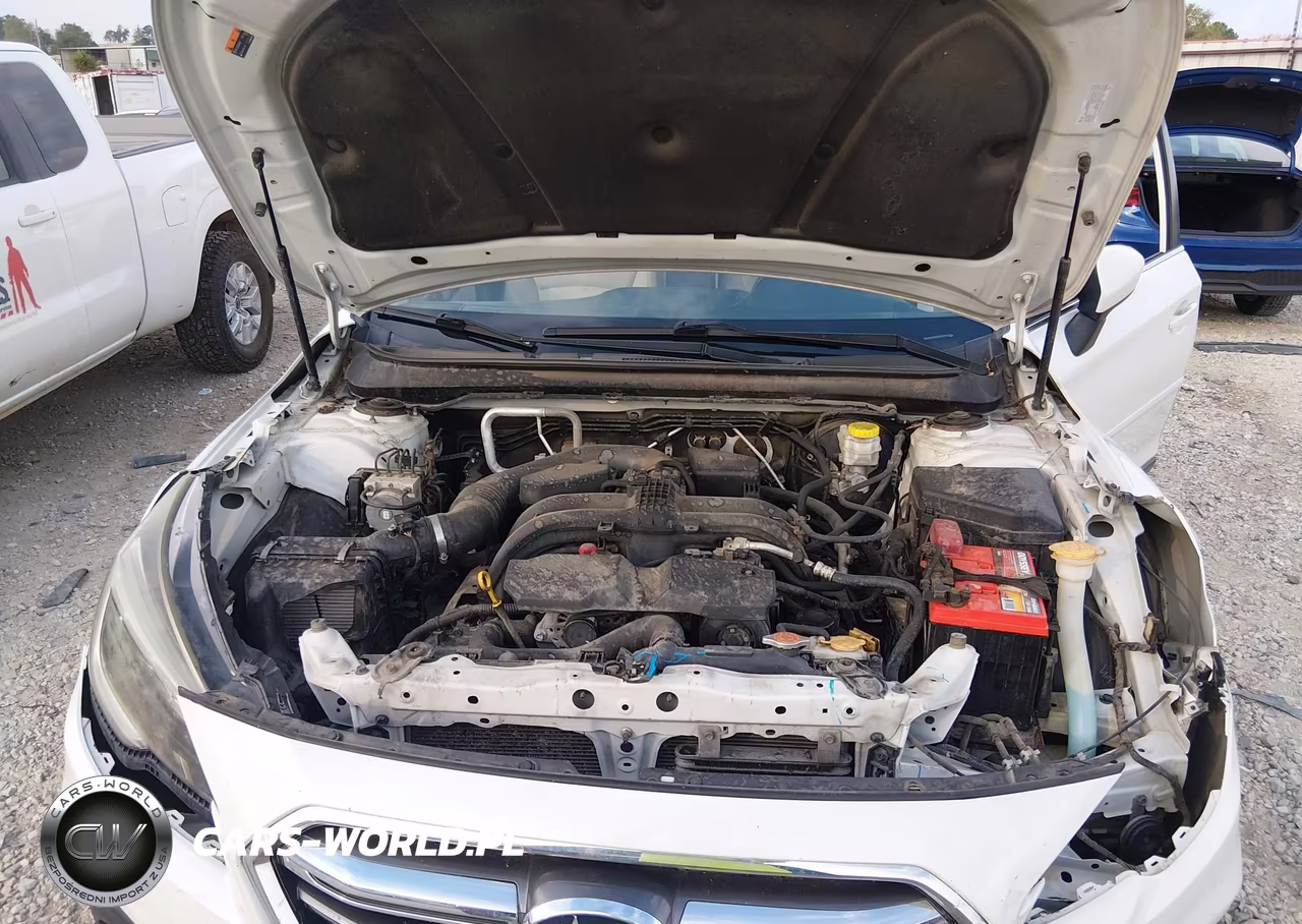 2018 Subaru Outback 2.5I Premium VIN:4S4BSADC2J3317903 - 10