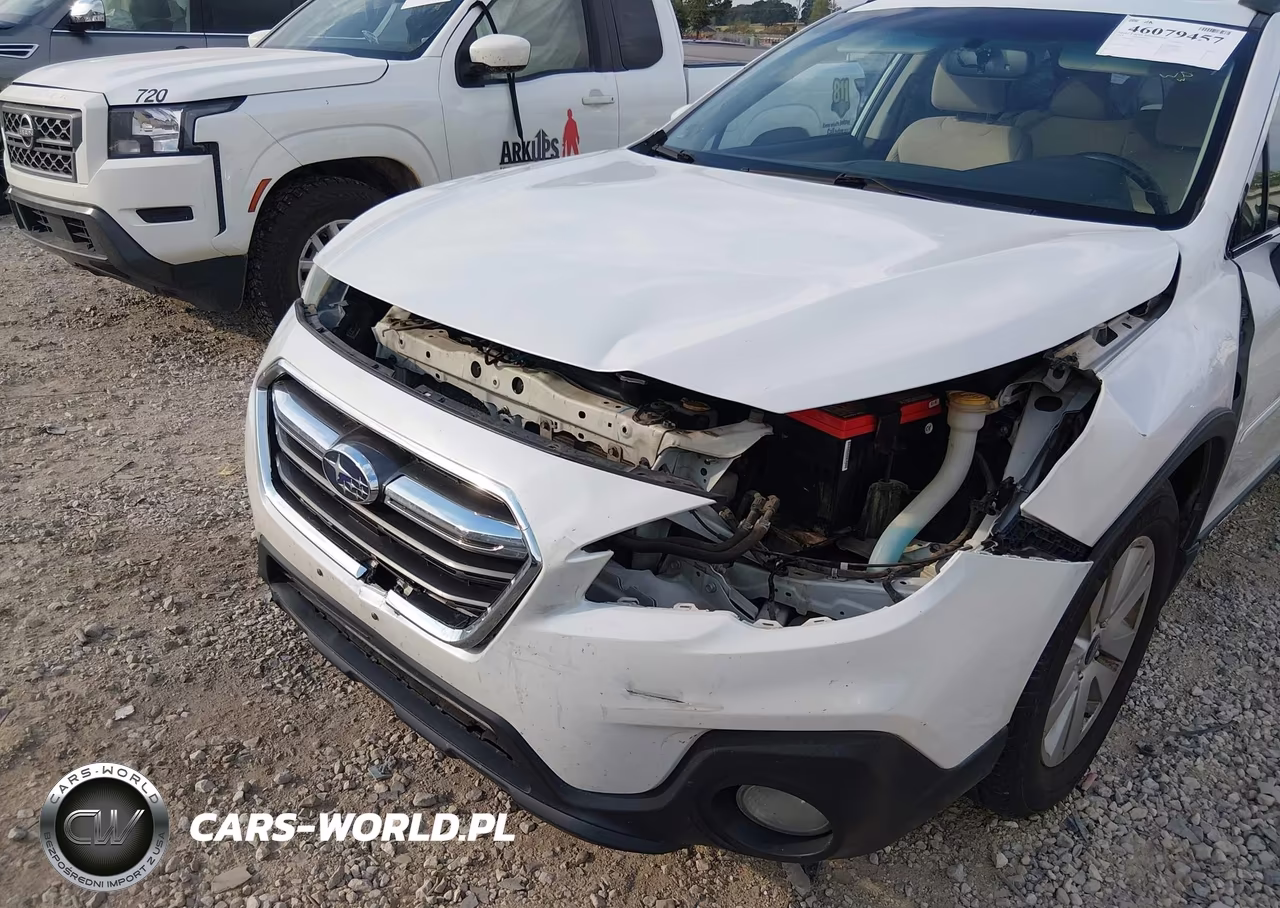2018 Subaru Outback 2.5I Premium VIN:4S4BSADC2J3317903 - 6