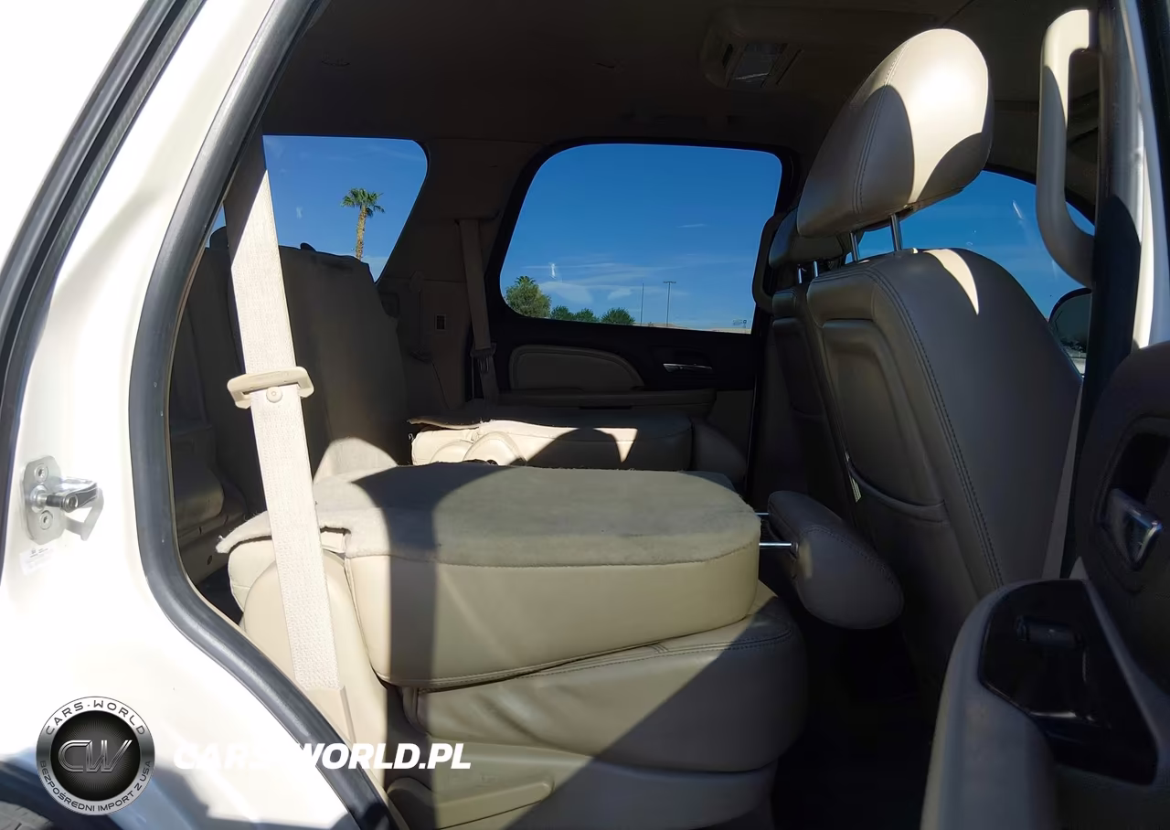 2009 GMC Yukon Denali VIN:1GKFK03209R258338 - 8