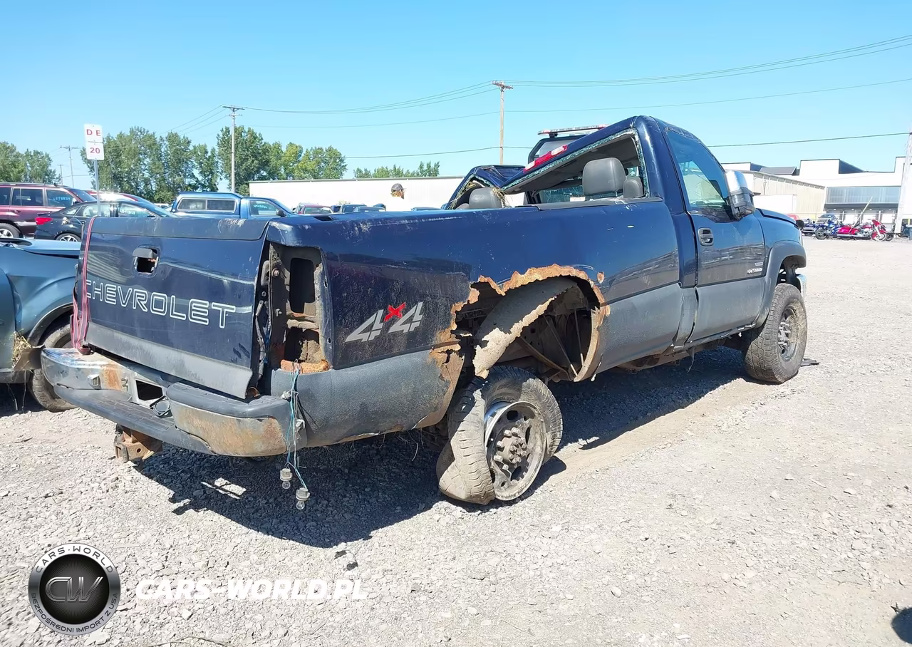 2007 Chevrolet Silverado 2500Hd Classic Work Truck VIN:1GCHK24D17E152596 - 4