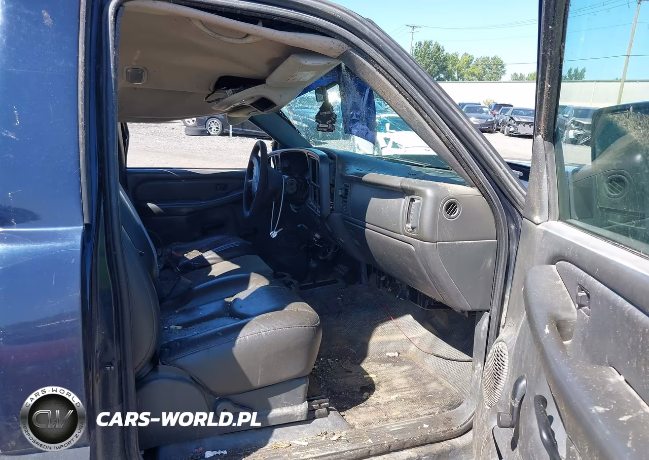 2007 Chevrolet Silverado 2500Hd Classic Work Truck VIN:1GCHK24D17E152596 - 5