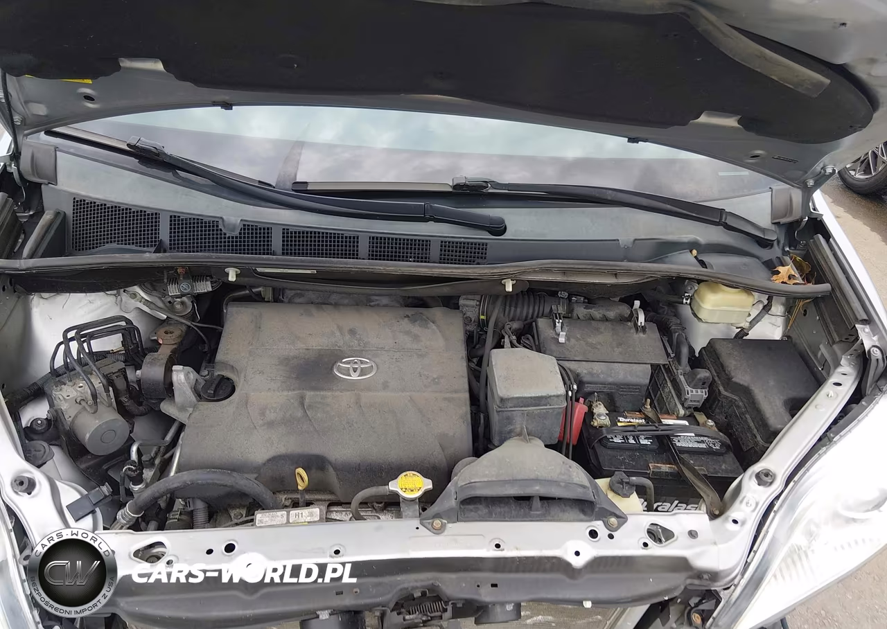 2015 Toyota Sienna Le 8 Passenger VIN:5TDKK3DC3FS671919 - 10