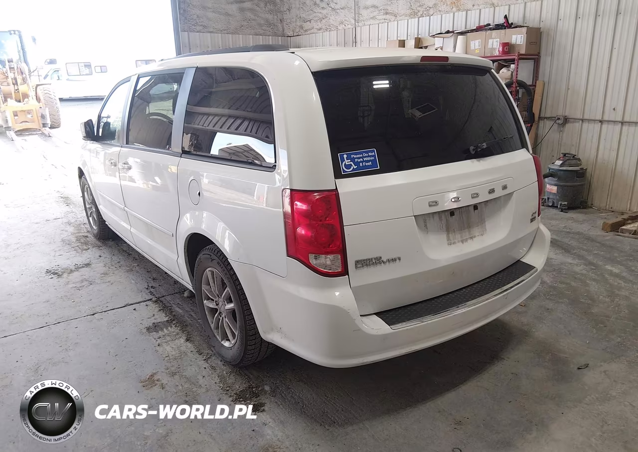 2015 Dodge Grand Caravan Sxt VIN:2C4RDGCG0FR557065 - 3