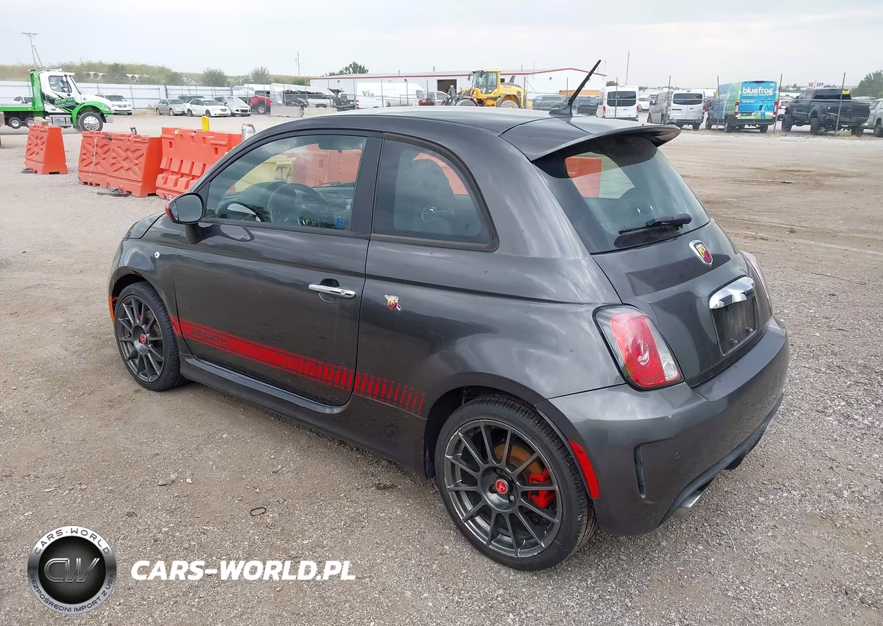 2015 Fiat 500 Abarth VIN:3C3CFFFH9FT755935 - 3