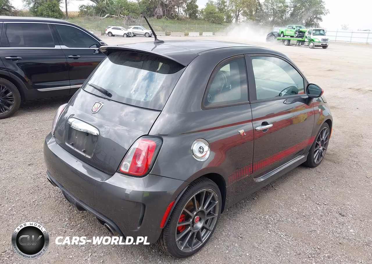 2015 Fiat 500 Abarth VIN:3C3CFFFH9FT755935 - 4