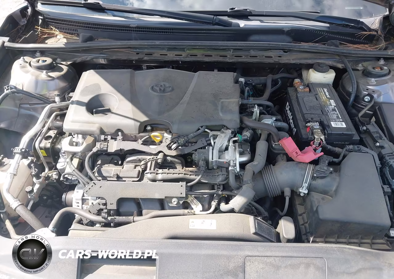 2018 Toyota Camry Le VIN:4T1B11HK1JU531943 - 10