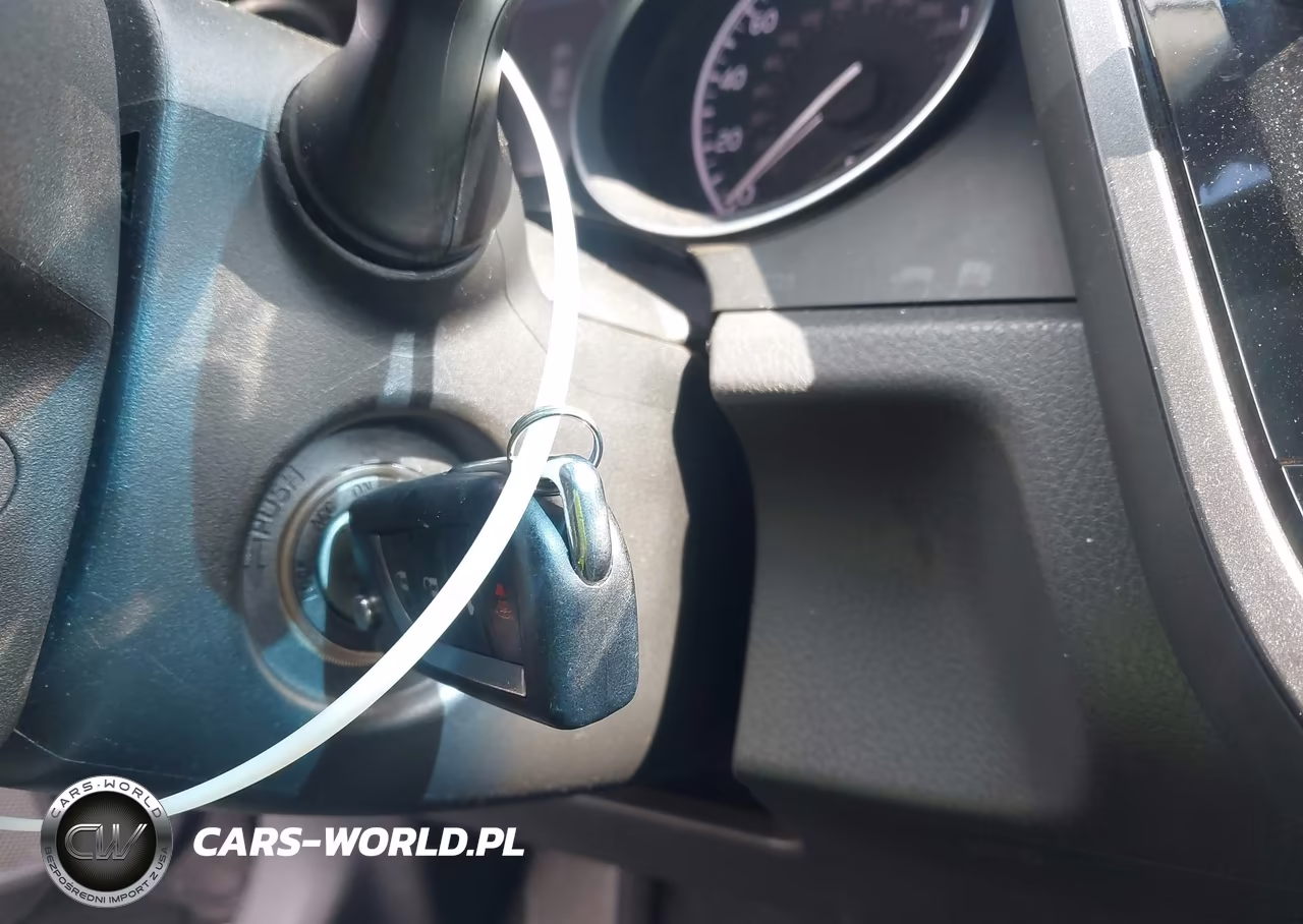 2018 Toyota Camry Le VIN:4T1B11HK1JU531943 - 11