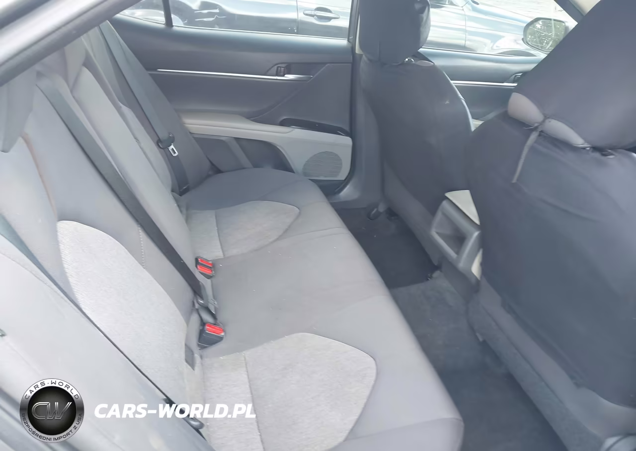 2018 Toyota Camry Le VIN:4T1B11HK1JU531943 - 8