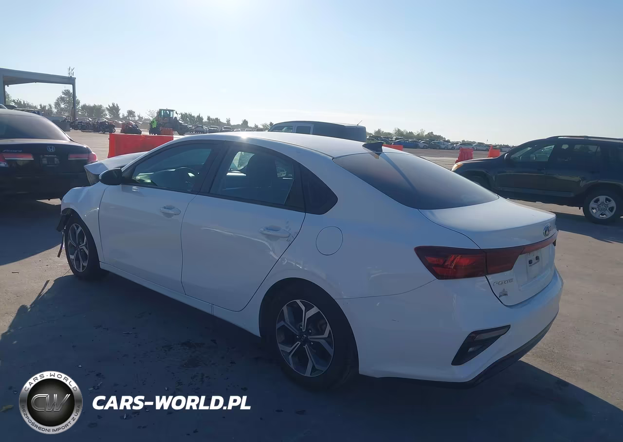 2021 Kia Forte Lxs VIN:3KPF24AD5ME288091 - 3