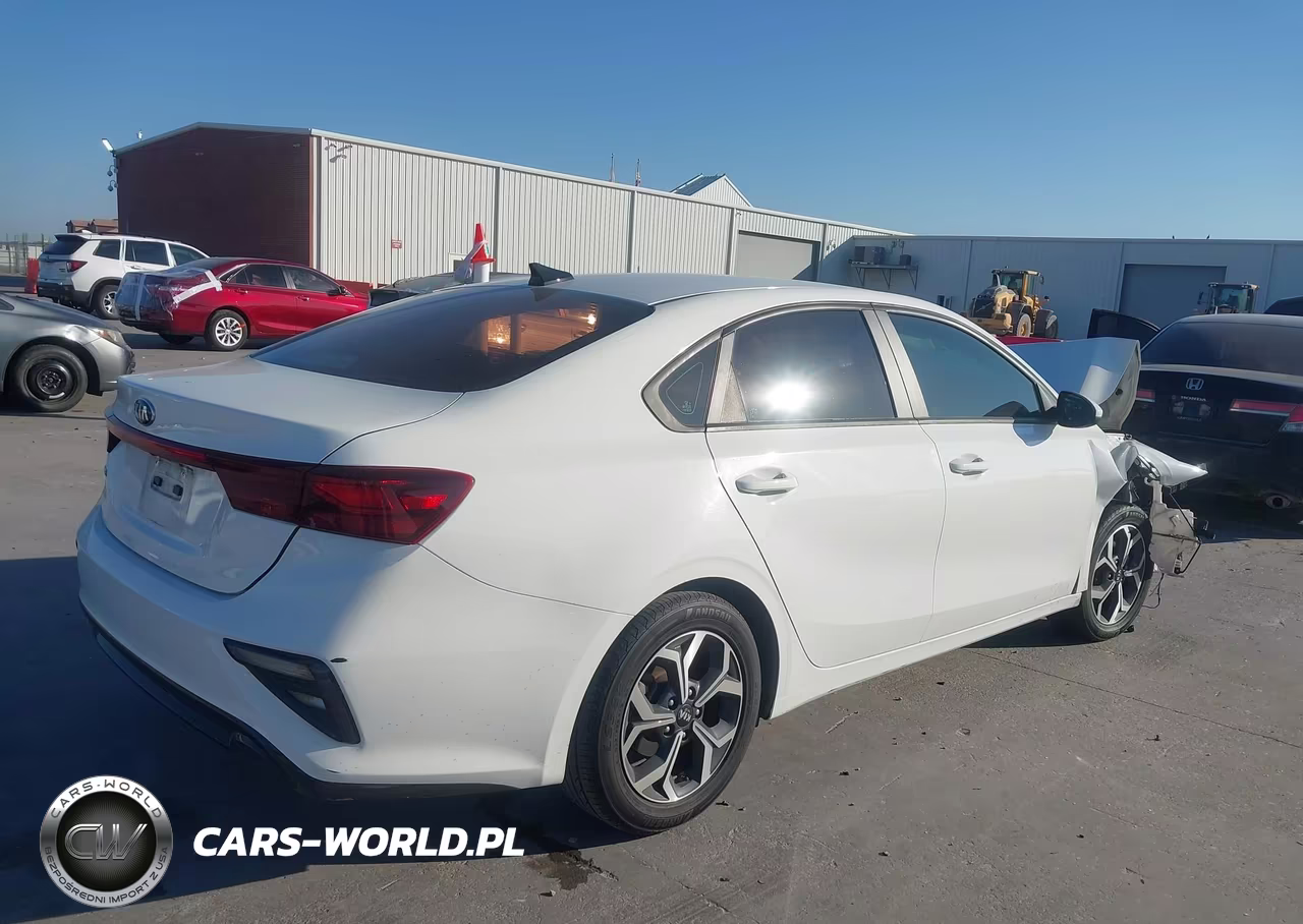 2021 Kia Forte Lxs VIN:3KPF24AD5ME288091 - 4