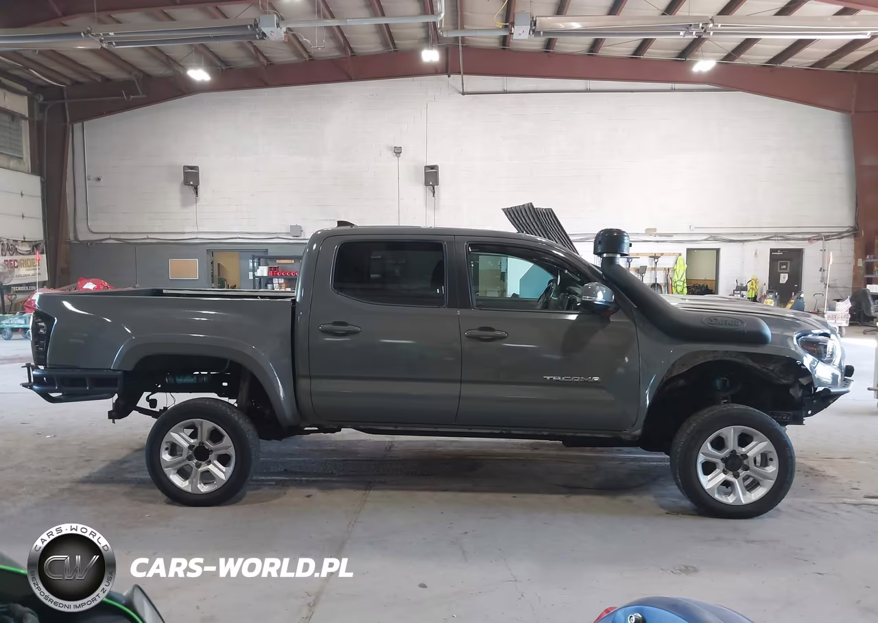 2017 Toyota Tacoma Trd Sport VIN:3TMCZ5AN3HM079196 - 13