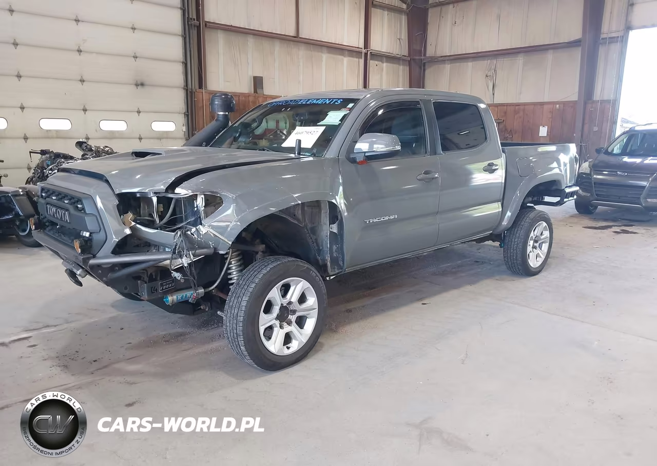 2017 Toyota Tacoma Trd Sport VIN:3TMCZ5AN3HM079196 - 2