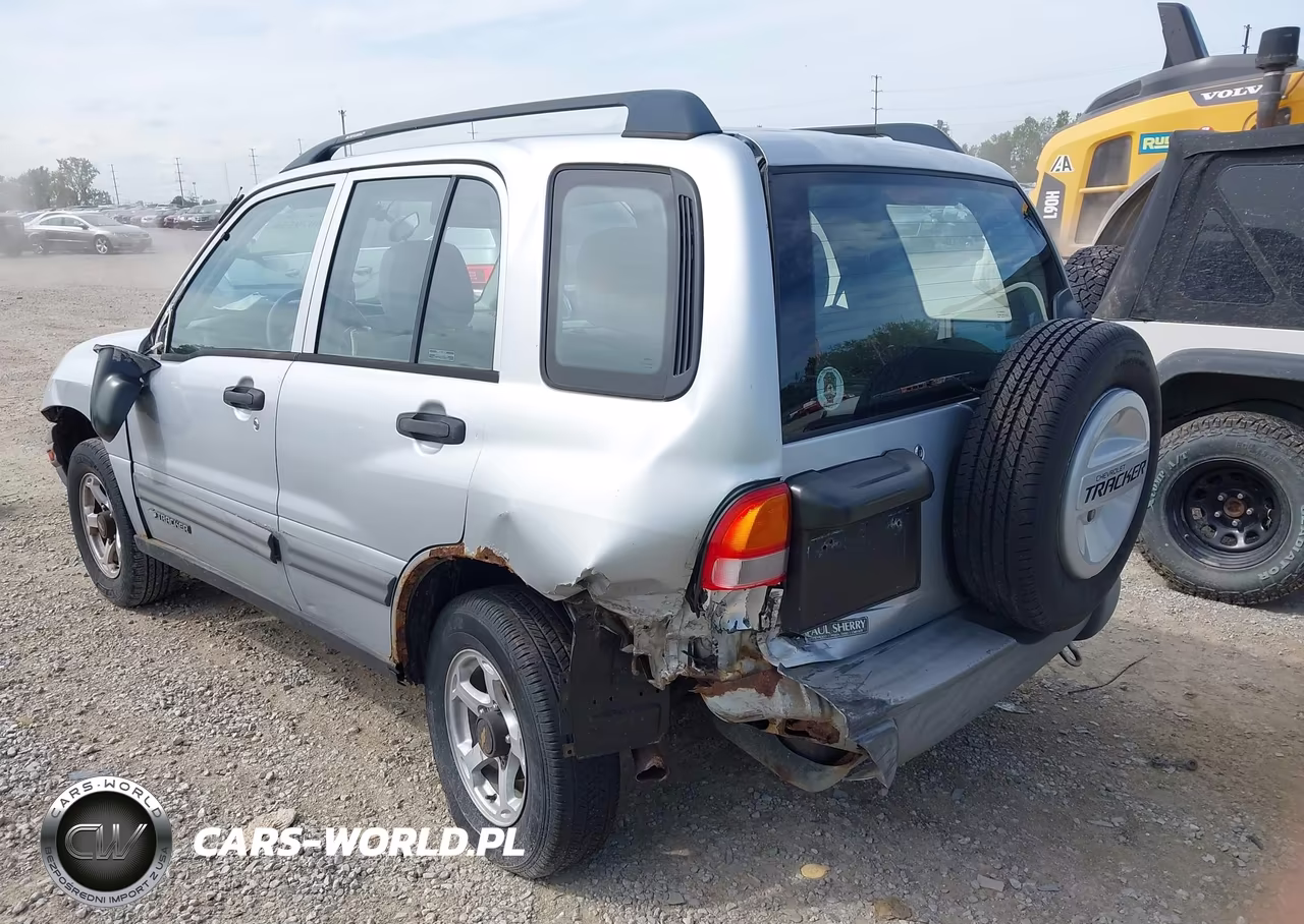 1999 Chevrolet Tracker VIN:2CNBJ13CXX6919826 - 3