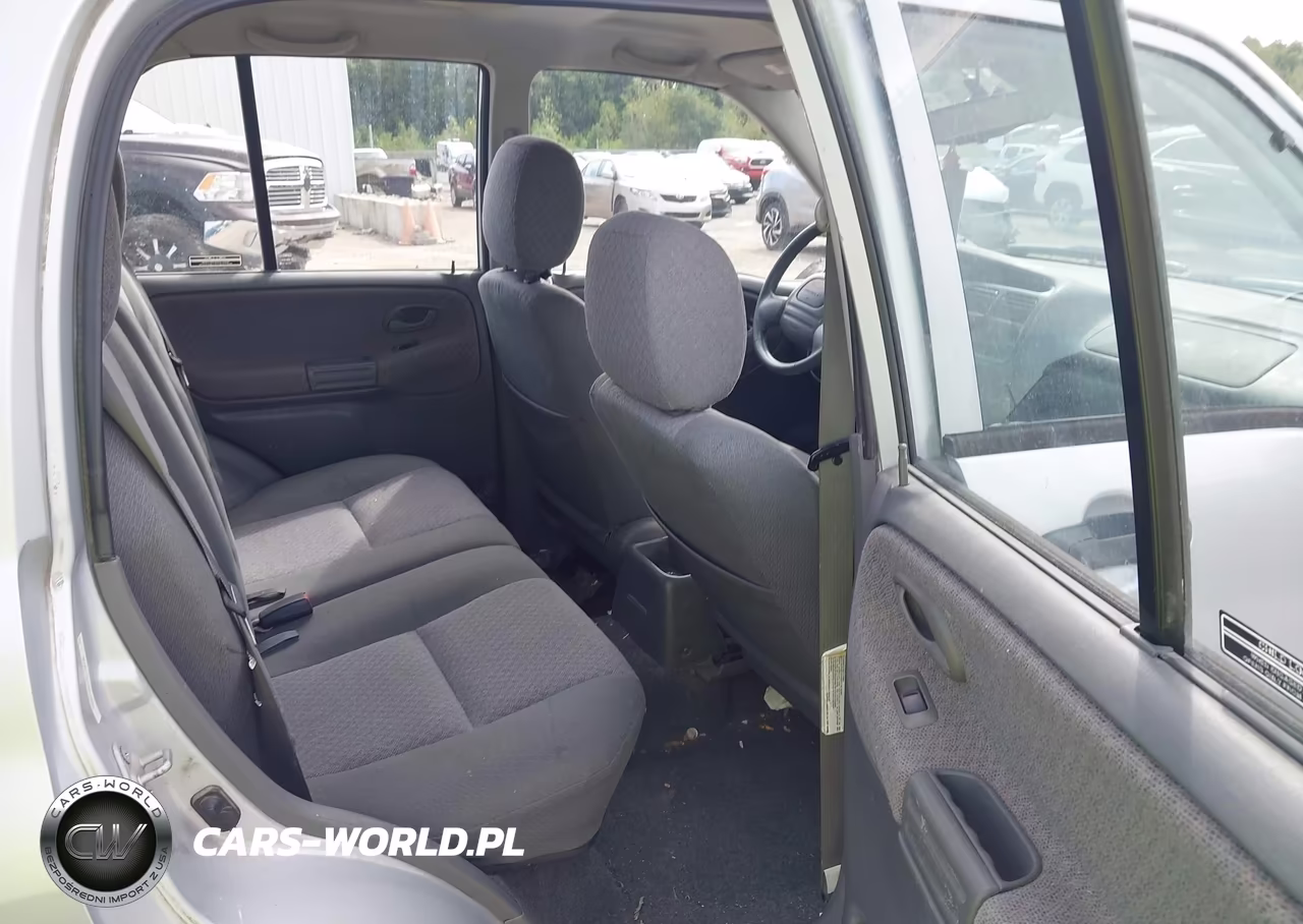 1999 Chevrolet Tracker VIN:2CNBJ13CXX6919826 - 8