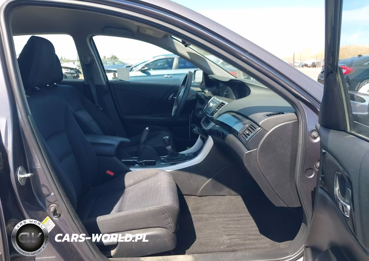 2015 Honda Accord Sport VIN:1HGCR2E59FA237786 - 5