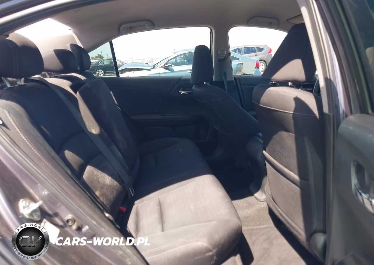 2015 Honda Accord Sport VIN:1HGCR2E59FA237786 - 8