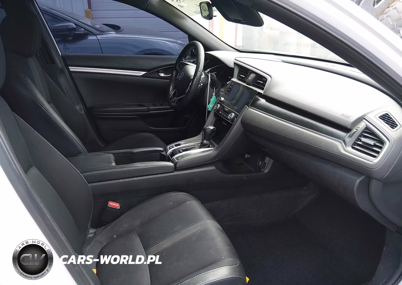 2019 Honda Civic Sport VIN:2HGFC2F8XKH579217 - 5