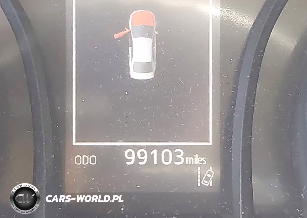 2018 Toyota Camry Le VIN:JTNB11HK2J3027925 - 15