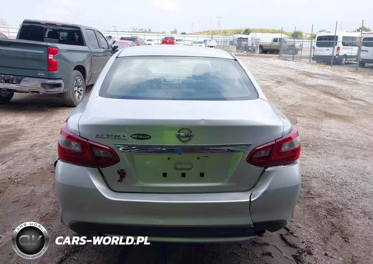 2018 Nissan Altima 2.5 S VIN:1N4AL3AP7JC258742 - 17