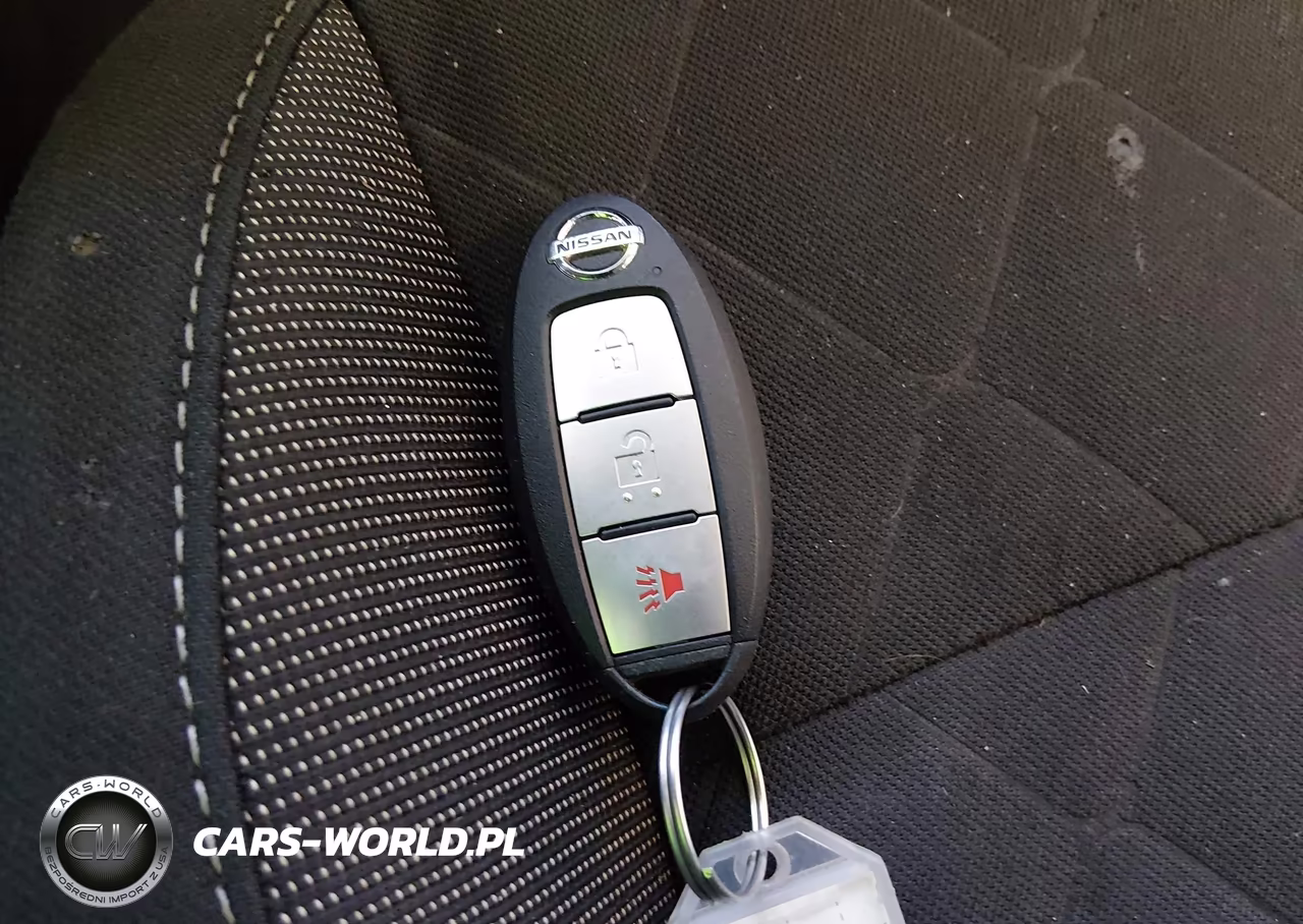 2019 Nissan Kicks S VIN:3N1CP5CU9KL504589 - 11