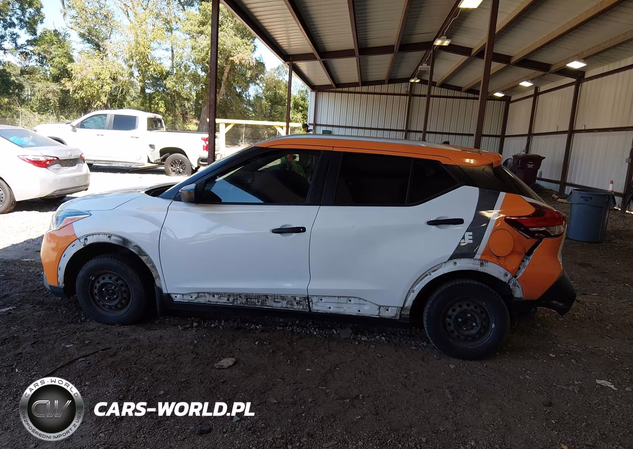 2019 Nissan Kicks S VIN:3N1CP5CU9KL504589 - 14