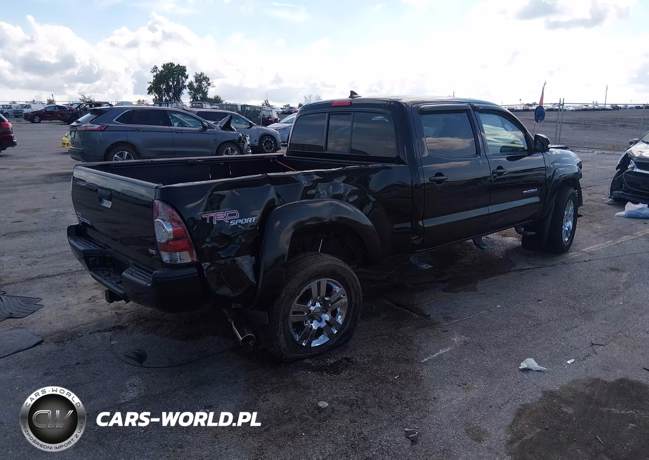 2012 Toyota Tacoma Base V6 VIN:3TMMU4FN0CM044114 - 4