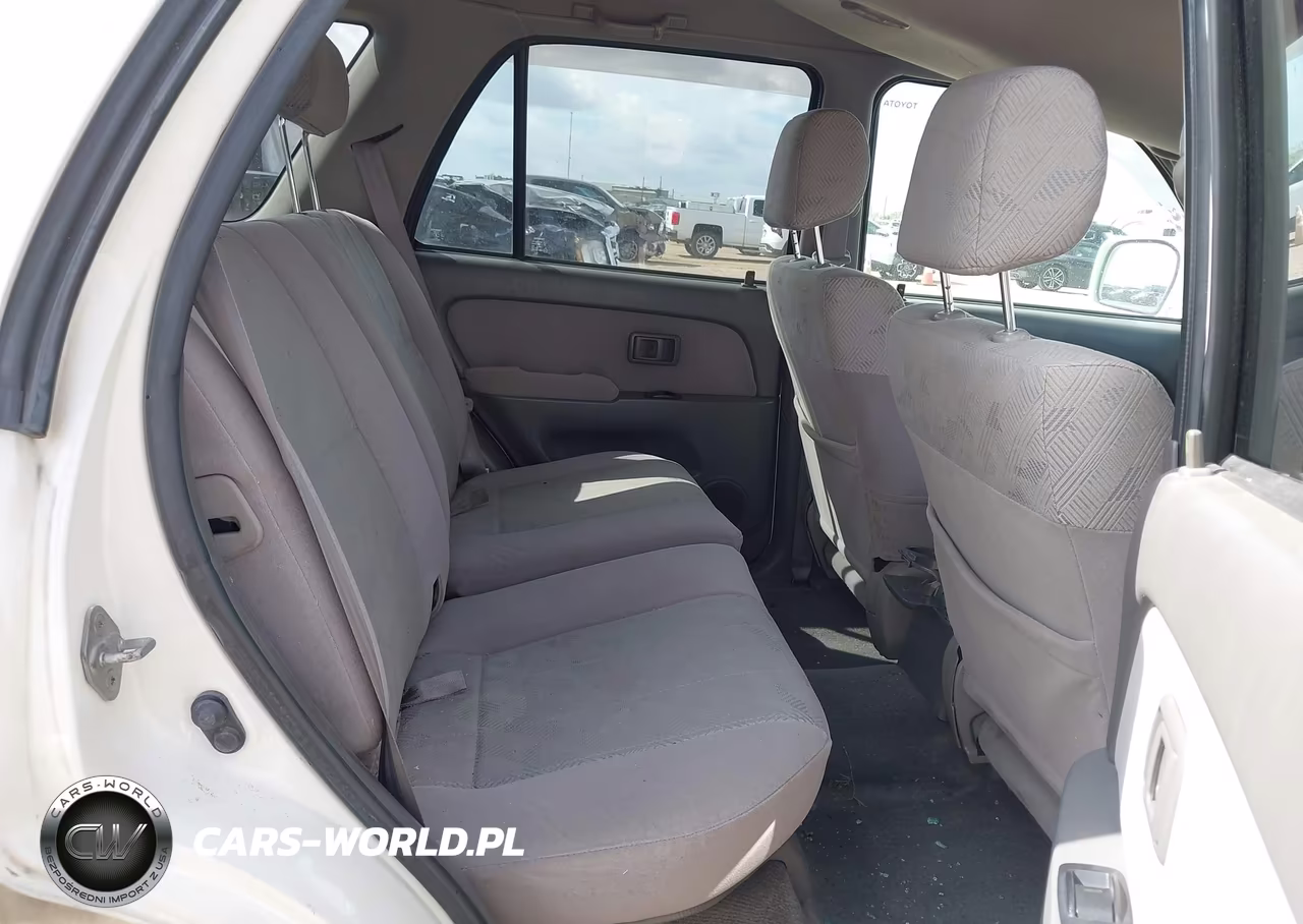 2000 Toyota Hilux Surf VIN:KDN1859000087 - 8