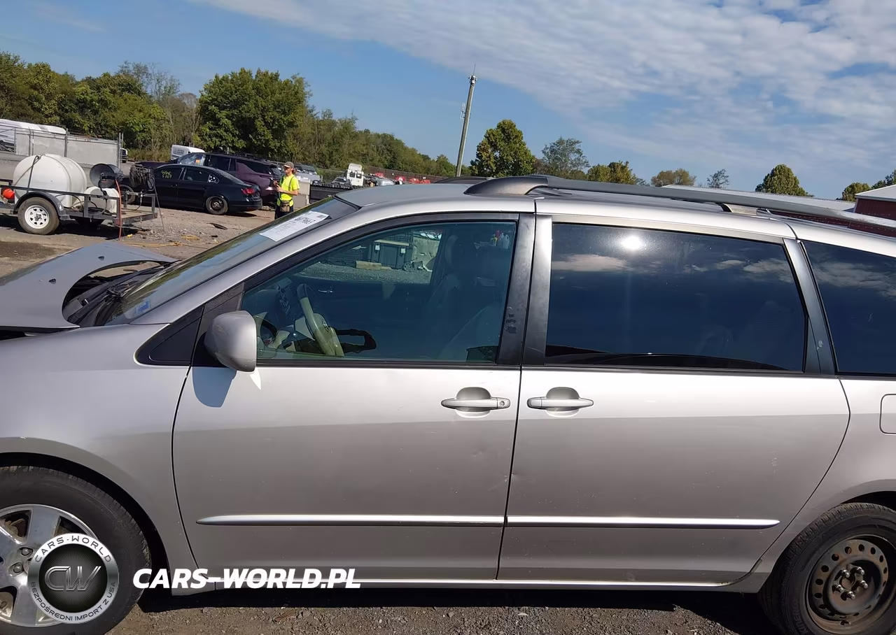 2004 Toyota Sienna Xle VIN:5TDZA22C24S198459 - 14