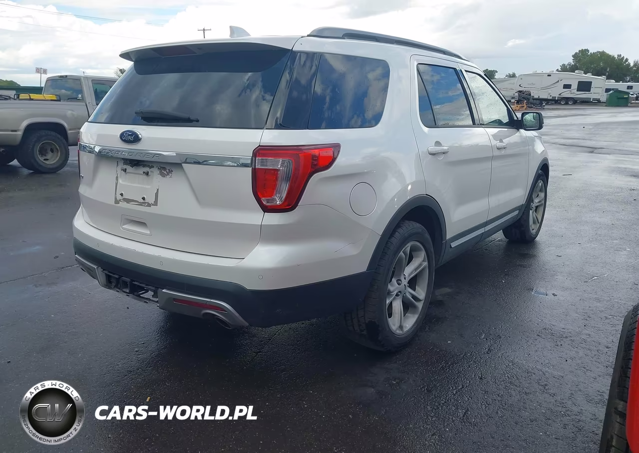 2016 Ford Explorer Xlt VIN:1FM5K7D89GGD29642 - 4
