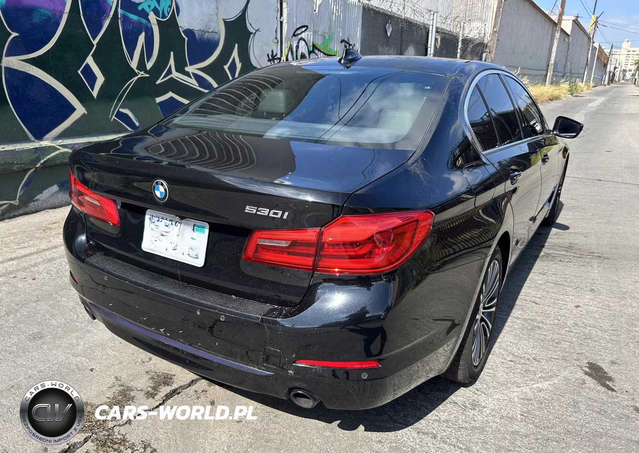 2018 BMW 530I VIN:WBAJA5C53JWA37614 - 4
